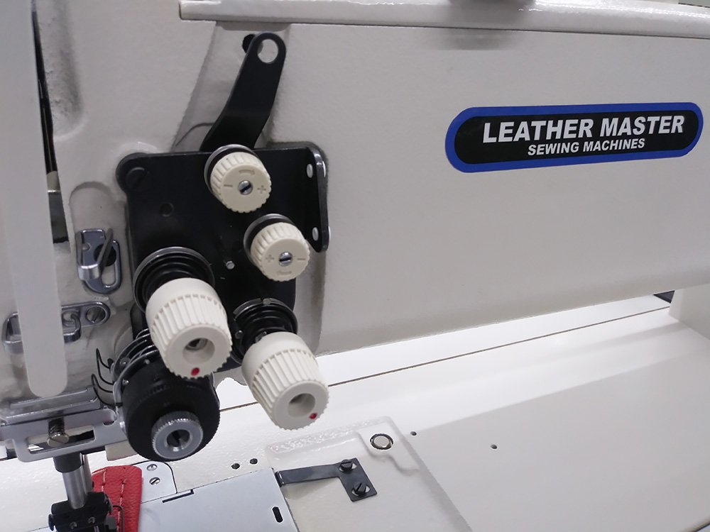 LEATHER MASTER KS-1560L-18 Leather and Upholstery Long Arm Sewing Machine