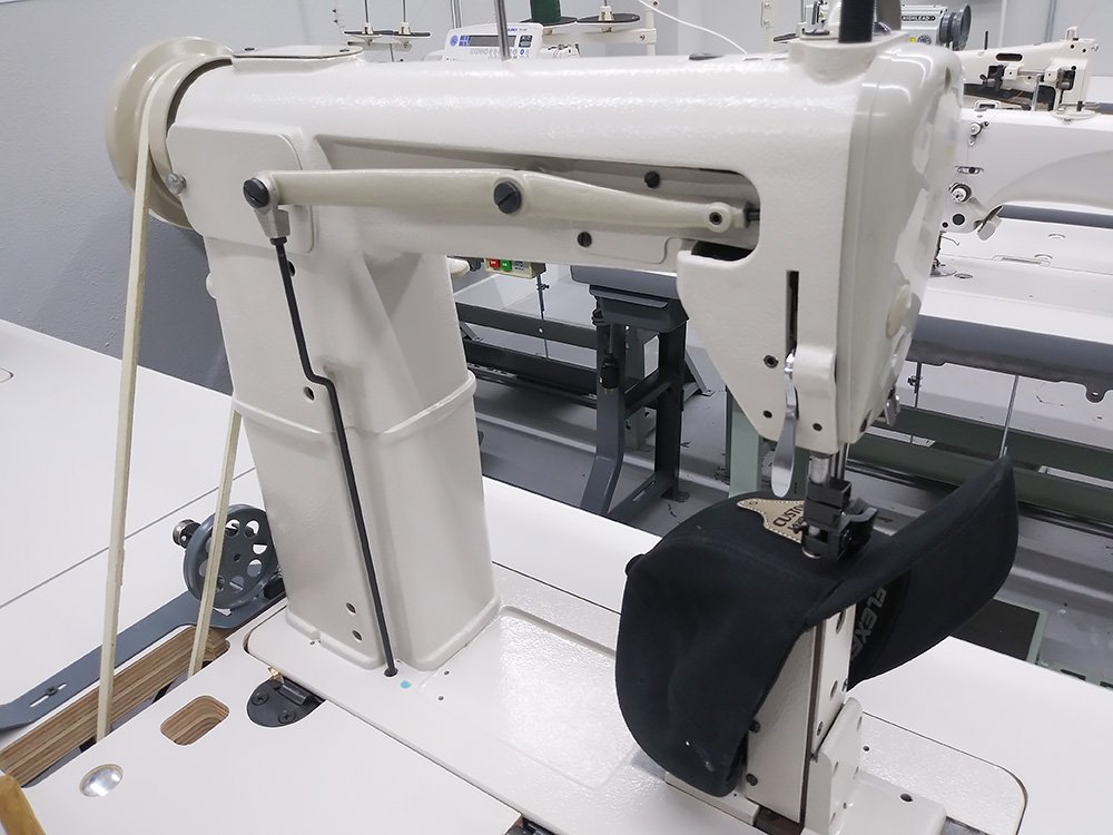 Leather Master KS-801 Hat Patch Post Bed Sewing Machine