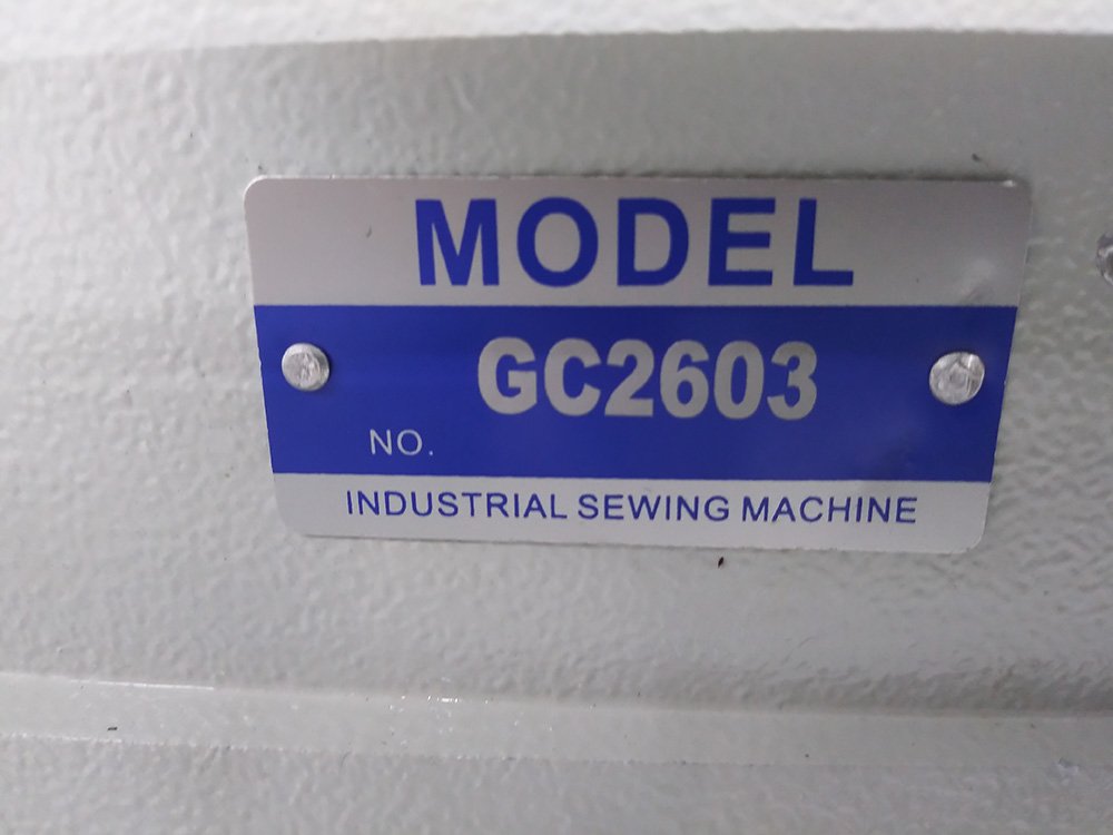 LEATHER MASTER GC2603 Small Cylinder Leather Sewing Machine