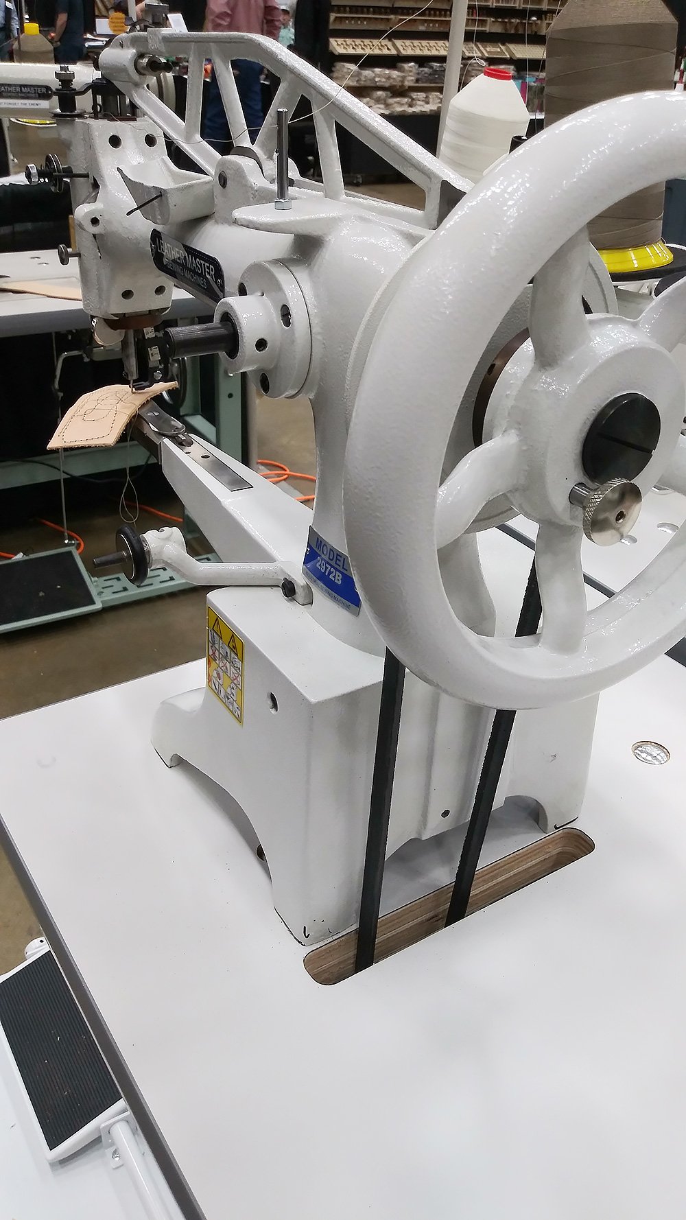LEATHER MASTER 2972B Shoe Patch Machine