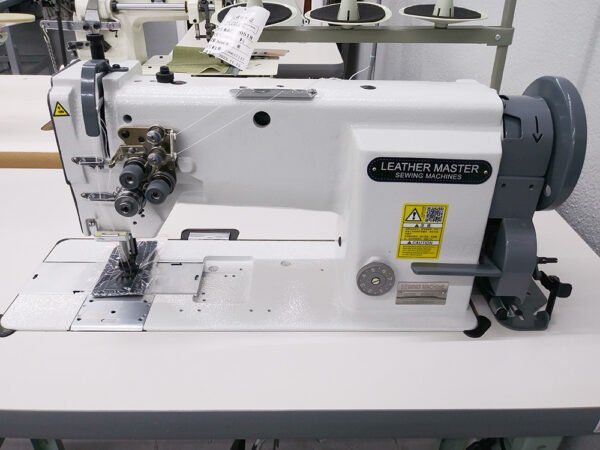 LEATHER MASTER 20518 Double Needle Sewing Machine