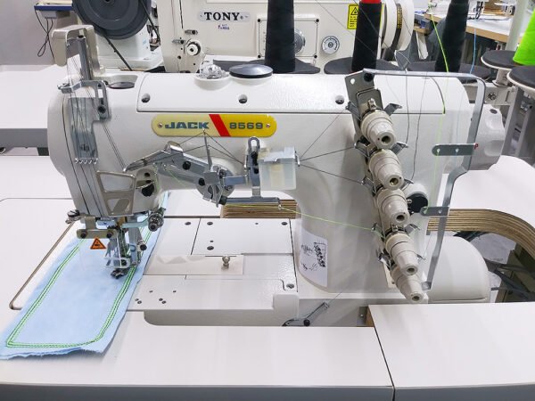 JACK 8569 Coverstitch Sewing Machine with Direct Drive