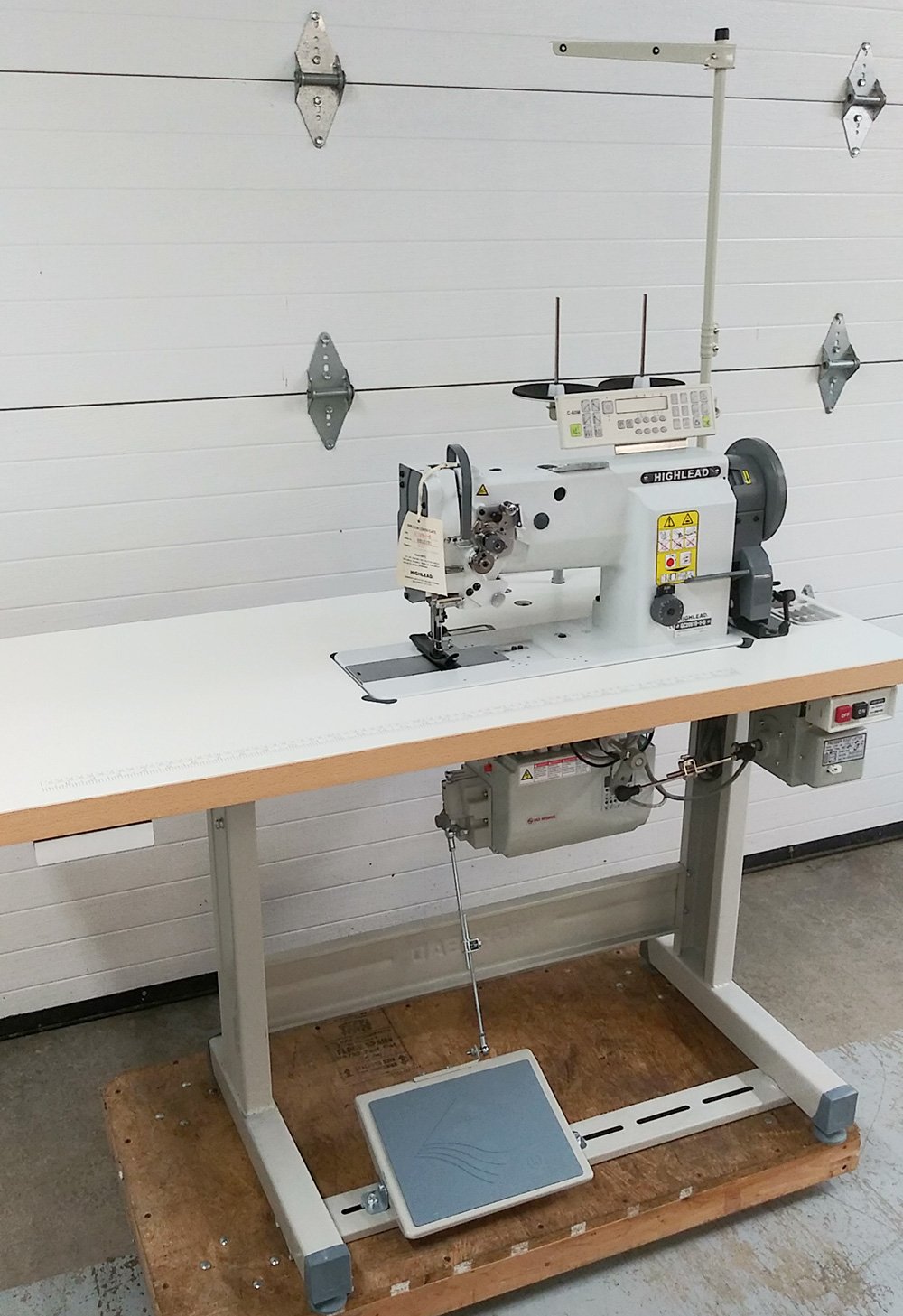 HIGHLEAD GC20618-1-D Automatic Walking Foot Sewing Machine